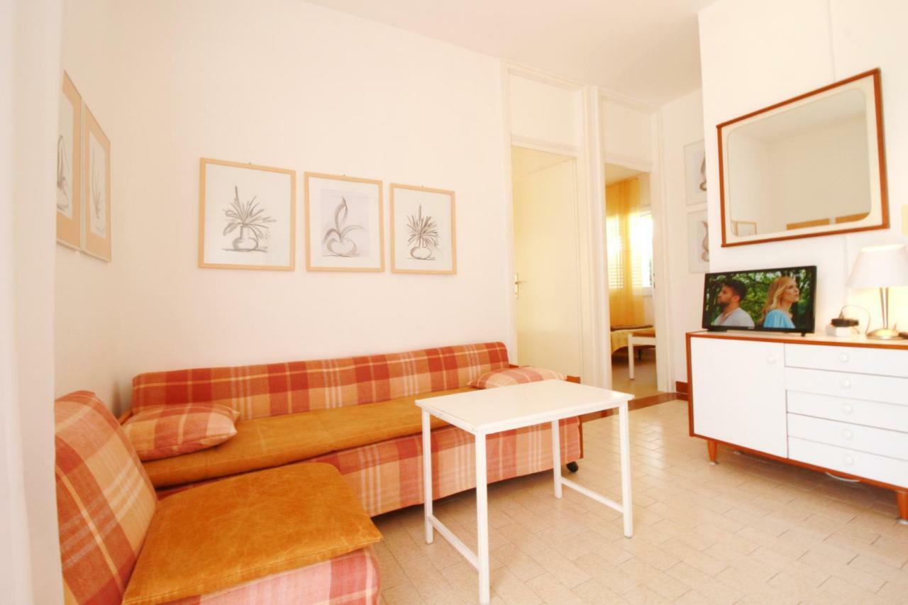 Apartment Dada Petrcane Exterior foto